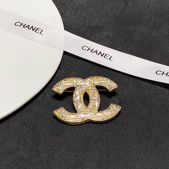 Chanel Brooch 12lyh57